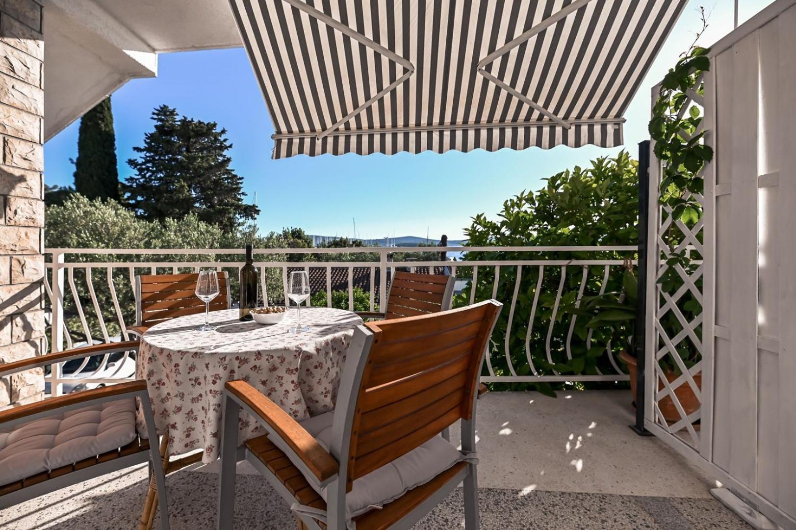 Apartment Rajna 比奥格勒·纳·莫鲁 外观 照片