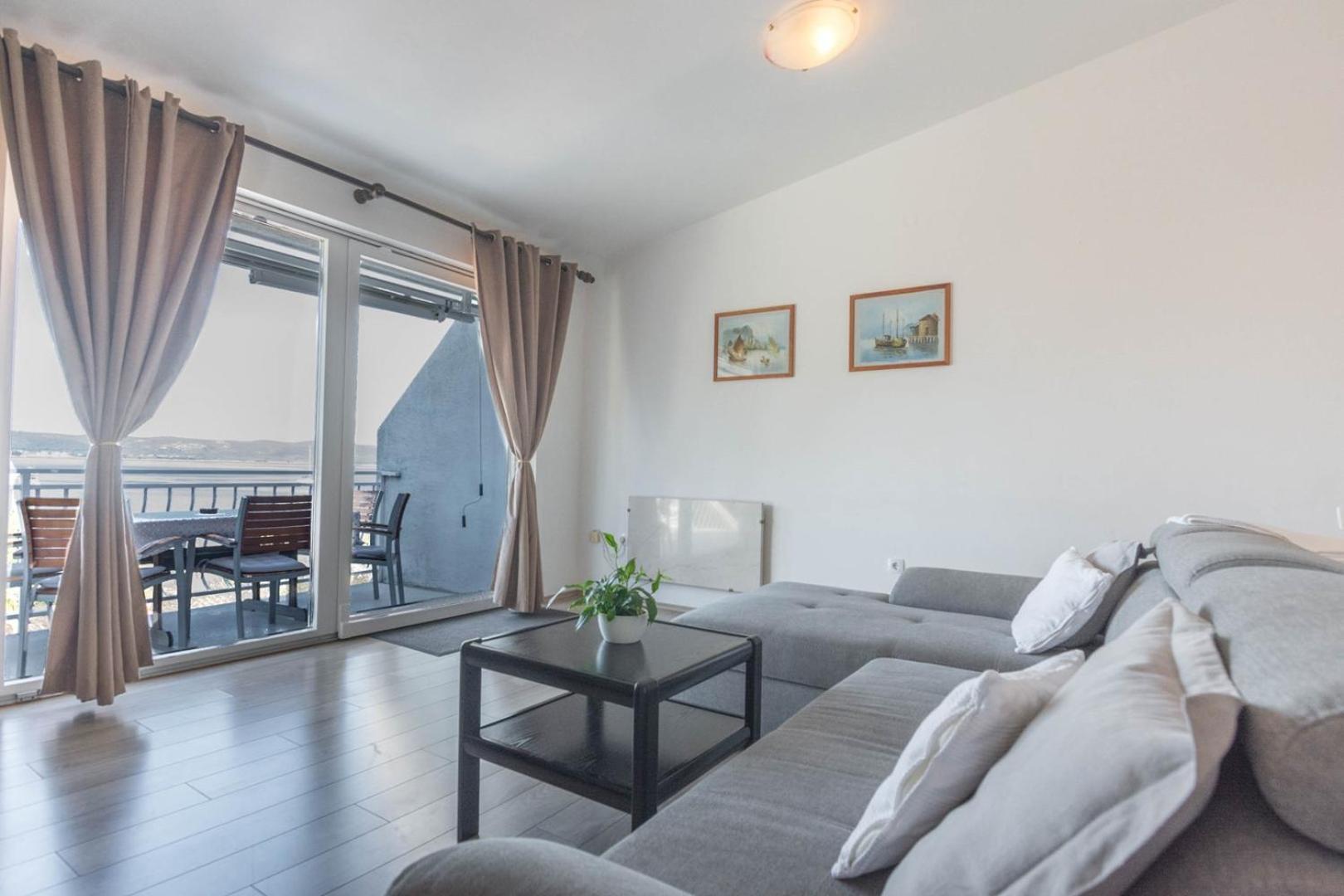 Apartment Rajna 比奥格勒·纳·莫鲁 外观 照片